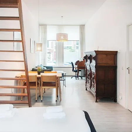 Apartman Studio With Garden