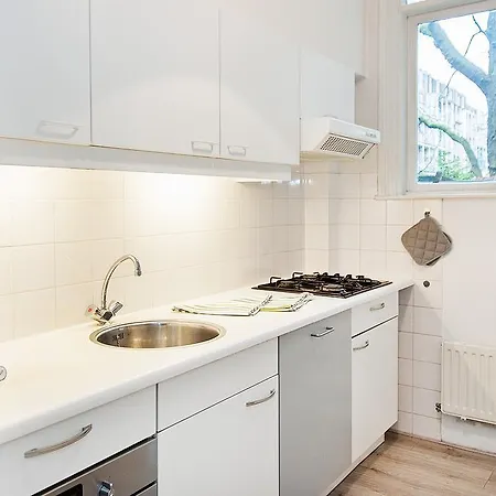 Studio With Garden Apartamento